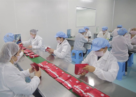  一般可以通过什么方式来寻找化妆品oem/odm代加工厂家？